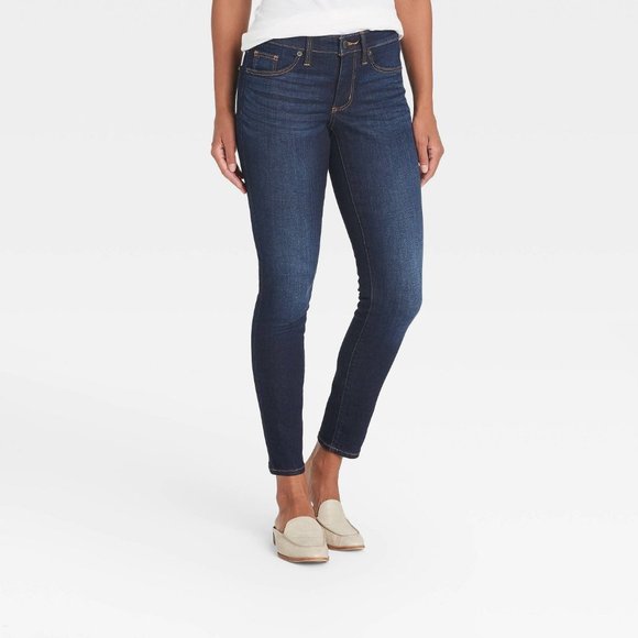 Universal Thread Denim - Women's Mid-Rise Skinny Jeans - Universal Thread